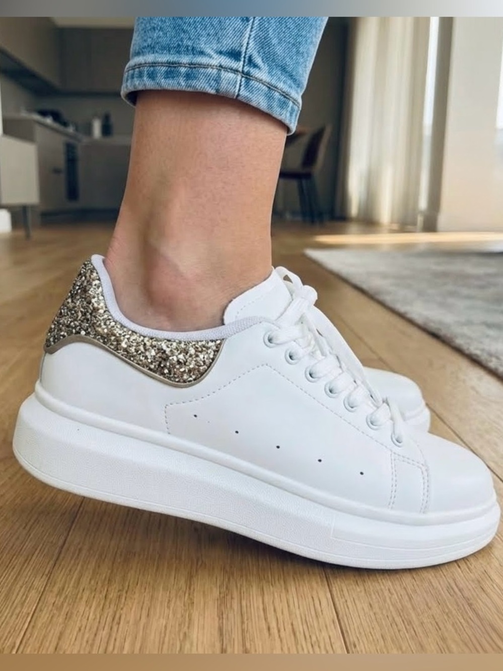 Berness Classic White Sneakers with Glitter‎ Sparkling Twist, Size 9, NWOB